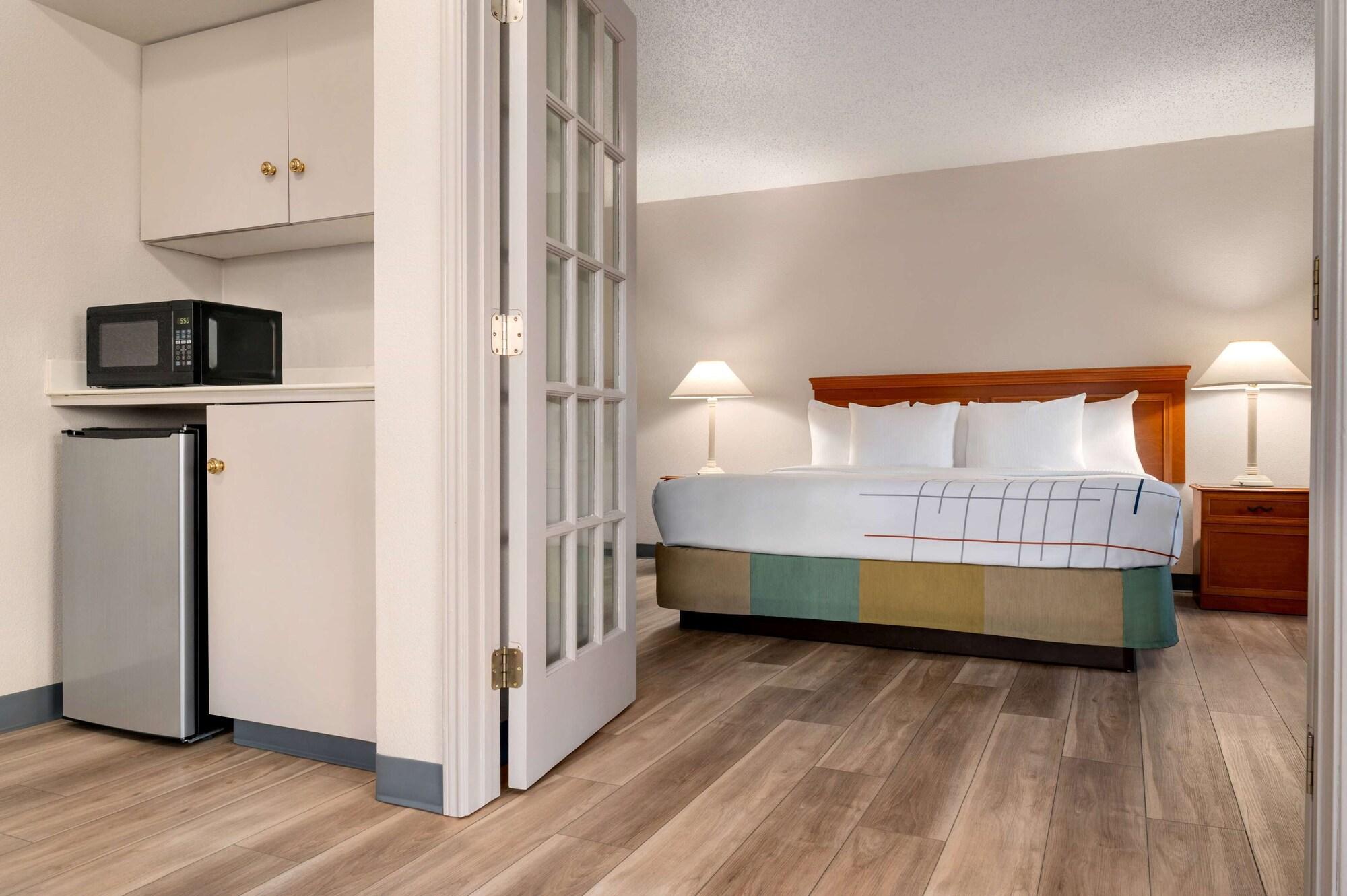 La Quinta Inn By Wyndham Columbus Airport Area Dış mekan fotoğraf